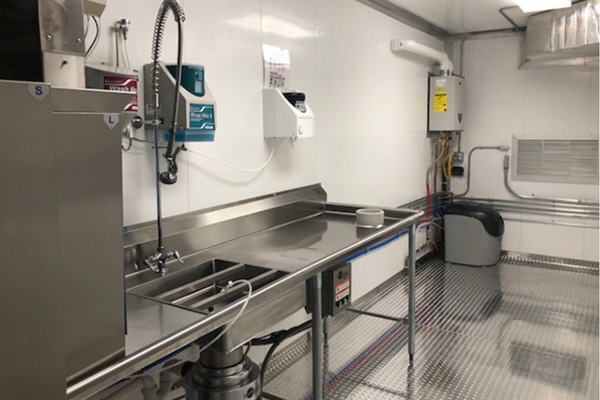 24 foot compact dishwashing trailer interior